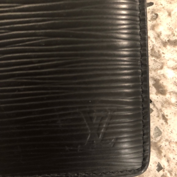 Louis Vuitton Men’s Epi Leather Pocket organizer - Picture 2 of 4